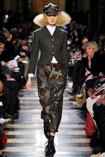 Look 45